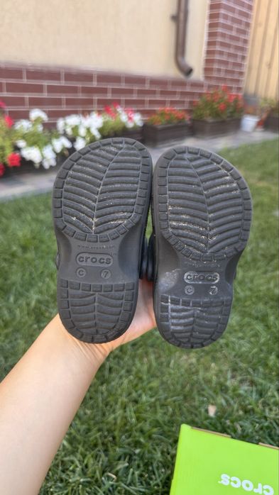 Crocs C7 model unisex