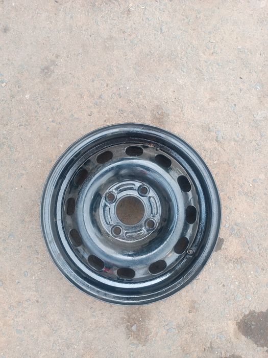 Диск штампованный R14