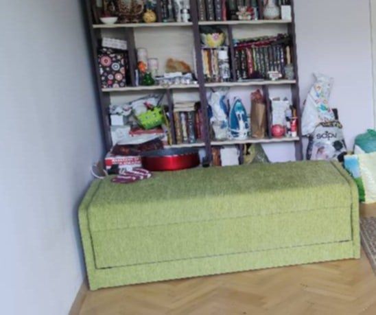 Продавам разтегателна лежанка