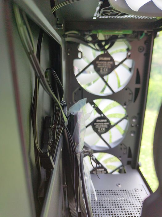 Компютърна кутия  Zalman Case ATX - N4
