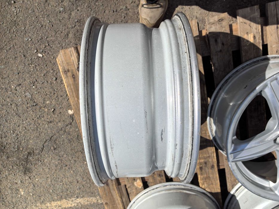 17 цола 5 х 120 мм БМВ Ф30 / Е90 и други - 8 Инча / ЕТ 30