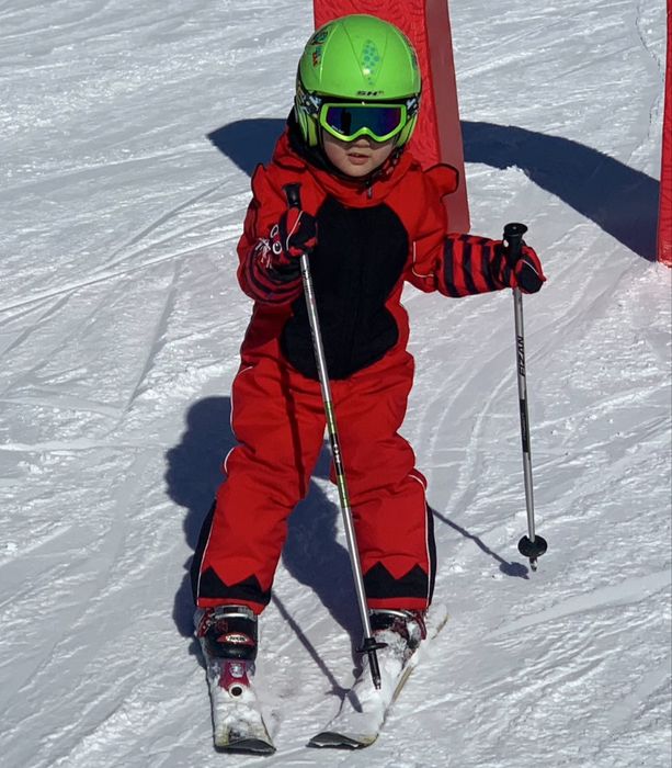 Детский горнолыжный шлем