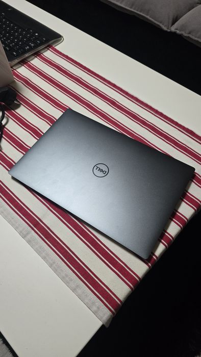 Dell xps 9320  1 Tb  i7 - 1260P 13.8 inch