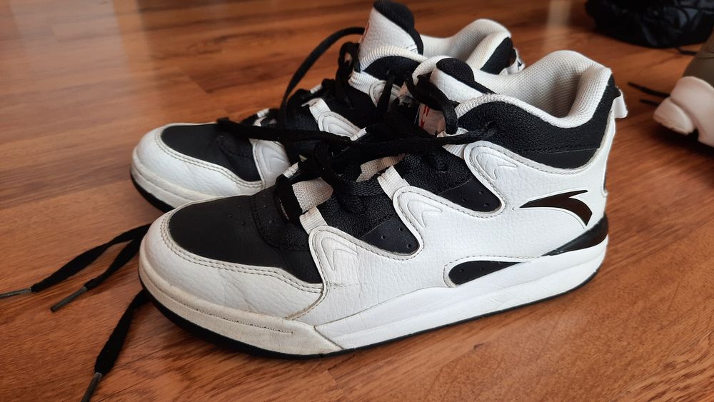 Маратонки Anta NBA