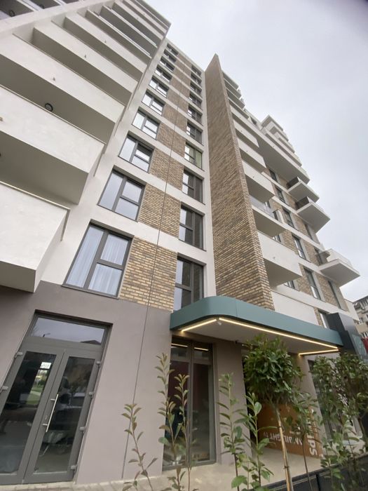 NOU ! 3 Camere, 2 Băi COMPLET FINISAT în Nufarul !!