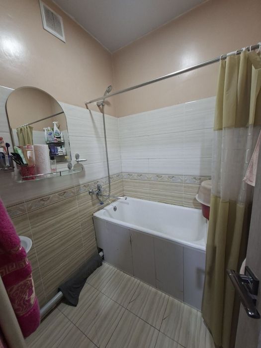 Юнусабад 8. 2/4/4. 235 школа.