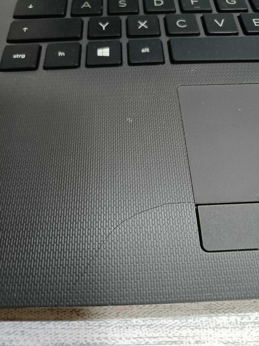 Laptop HP 15,6 Intel Celeron generatia 9 (N4000), 8 GB RAM DDR4, SSD 256GB, Baterie buna