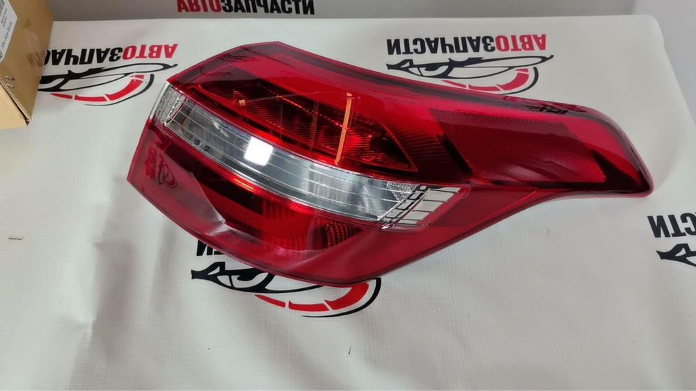 Фары задний в наличий есть