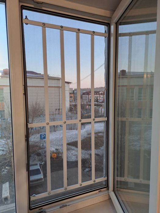 Решетки и москидка на окна