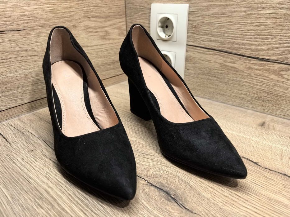 Дамски обувки размер 38