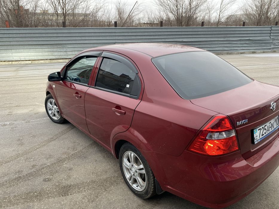 Продам пвтомобиль Ravon R3