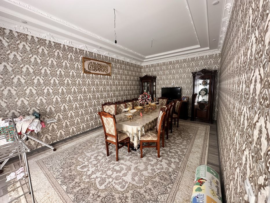 Продается двух этажный Дом (Уч кахрамон дан 5км обод махала) Своя