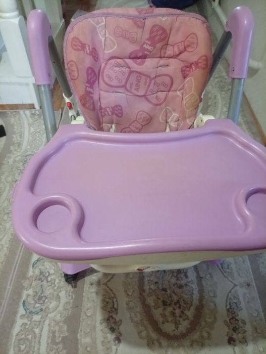 Детское кресло для кормления