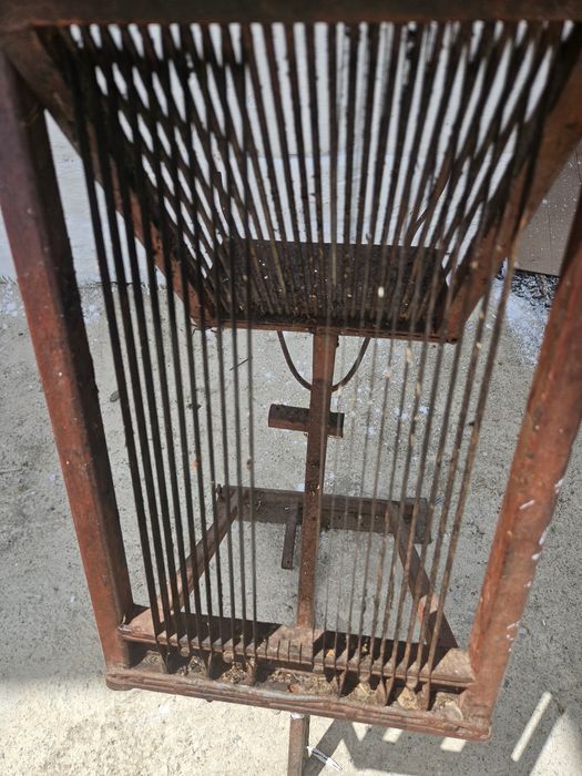 Ръчна машина за рязане на гъби