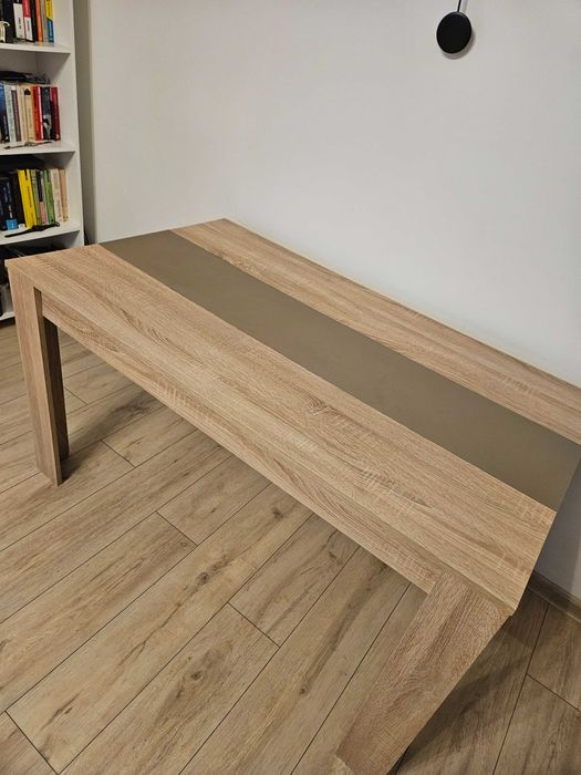 Masa de luving cu scaune