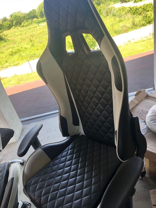 Scaune gaming în stare bună