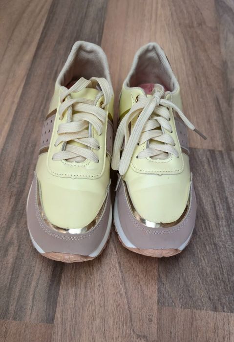 Дамски Маратонки