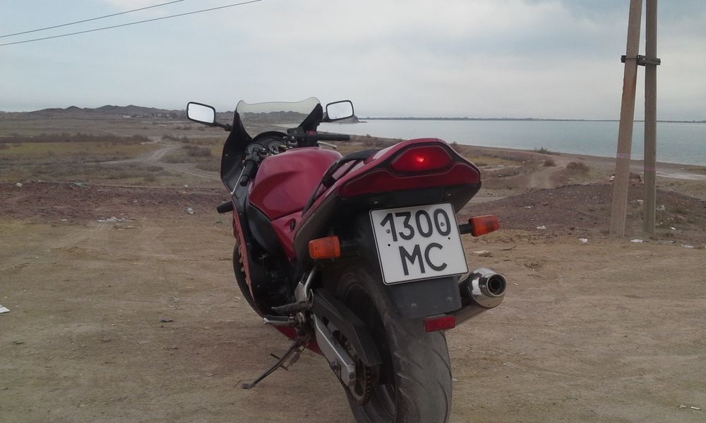 Продам спорт-турист Сузуки RF 400