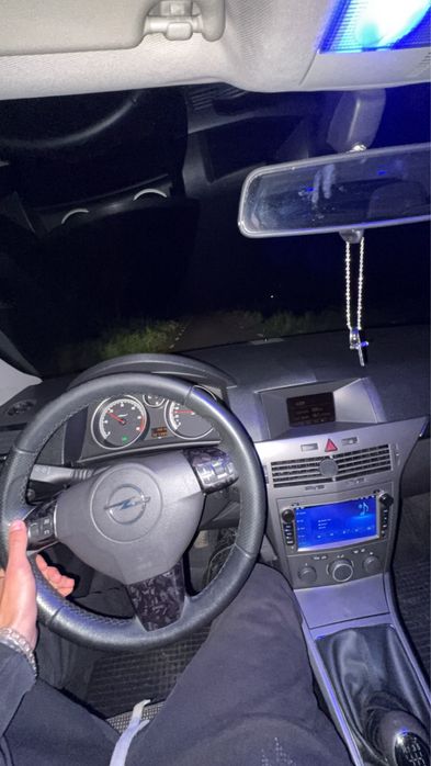 Vand opel asta h gtc 1.9 si stage 1 urgentttt