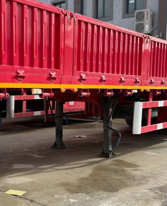 Контейнеравоз ярим тиркама  (полприцеп)