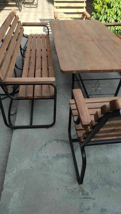 Скамейки, стол, кресла