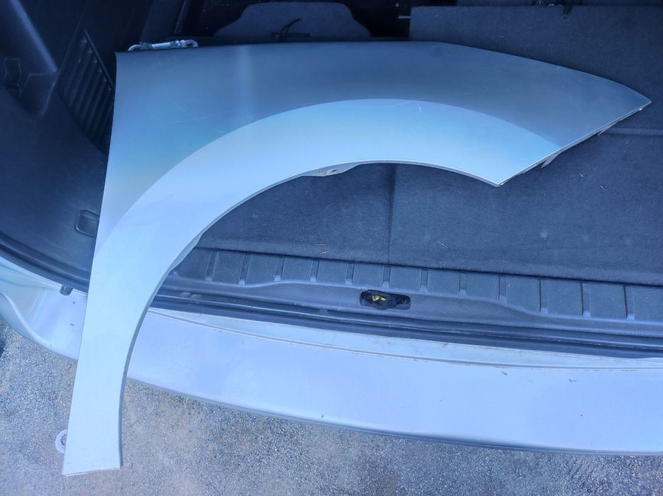 Десен калник за Пежо-5008