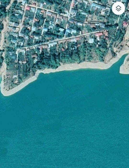 Сижжакда дача учун манзарали 6 сотх   ховли  уй сотилади.