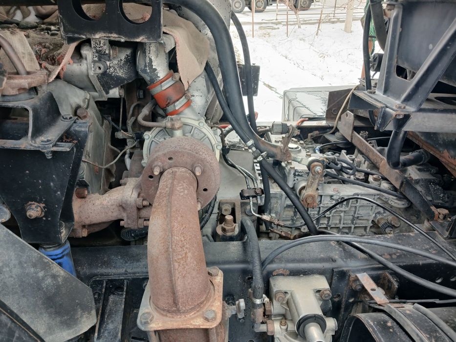 Kamaz sotiladi ideal holatda