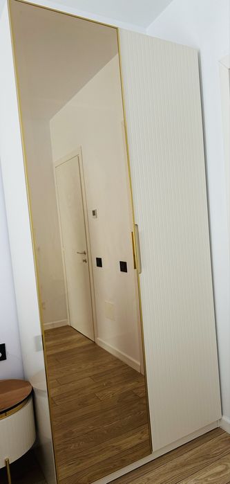 Super oferta!!Cumperi unul, primesti unul gratis  - dulap colectie lux