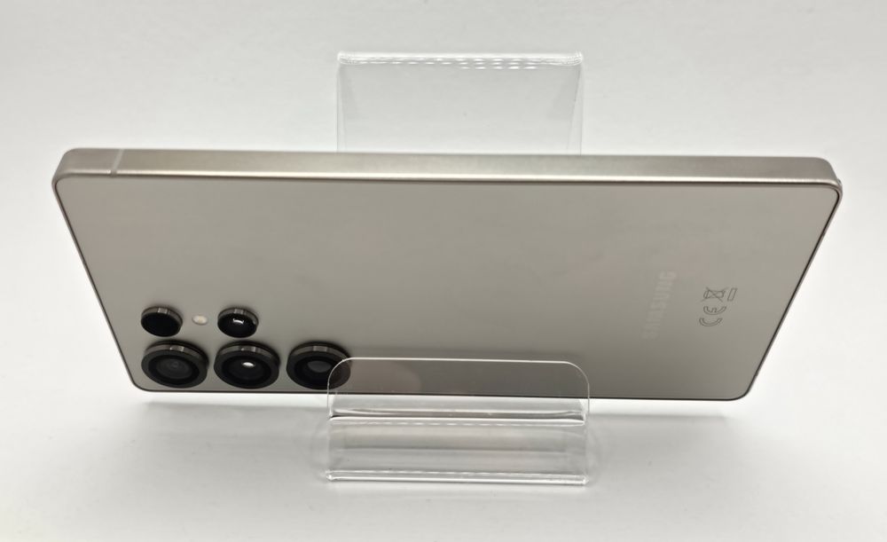 Samsung S25 Ultra / Titanium Gray/Black / 256/512GB/1 TB / DeluxGSM