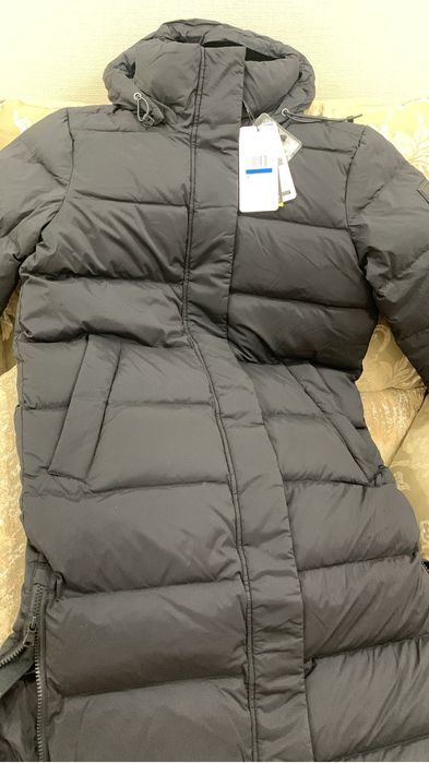 Продам зимний пуховик