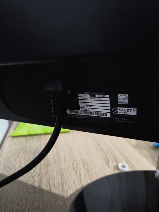 Продам мониторы LG Flatron, Beng 22дюйм