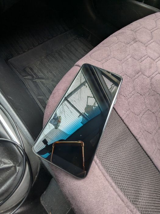 Samsung s9 plus в хорошем состоянии