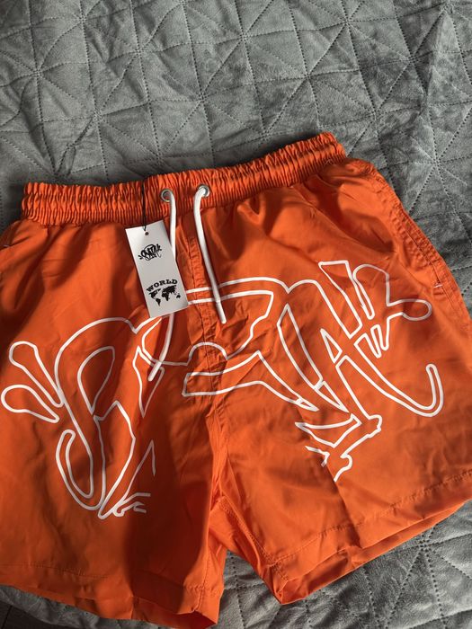 Чисто нови бански