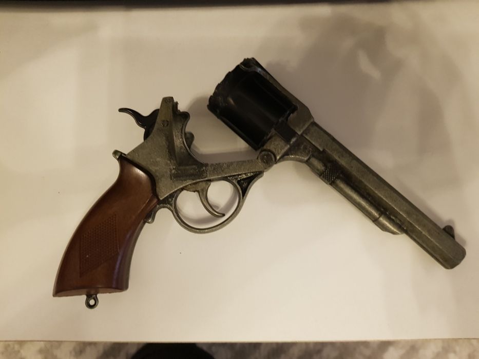 Pistol revolver jucarie cu capse