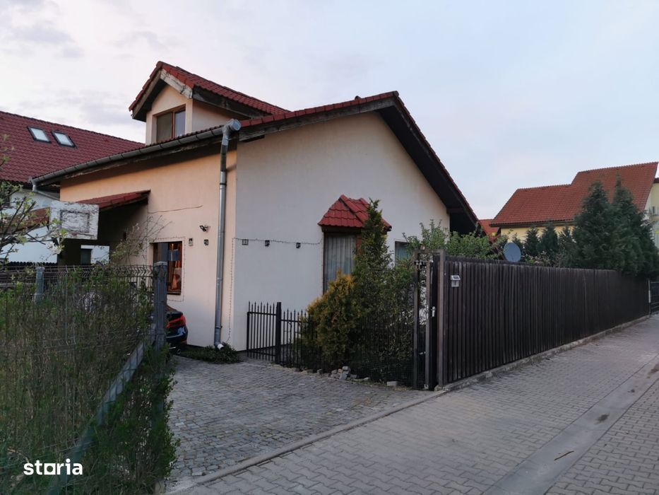 Casa individuala teren 430mp si piscina Selimbar, Sibiu