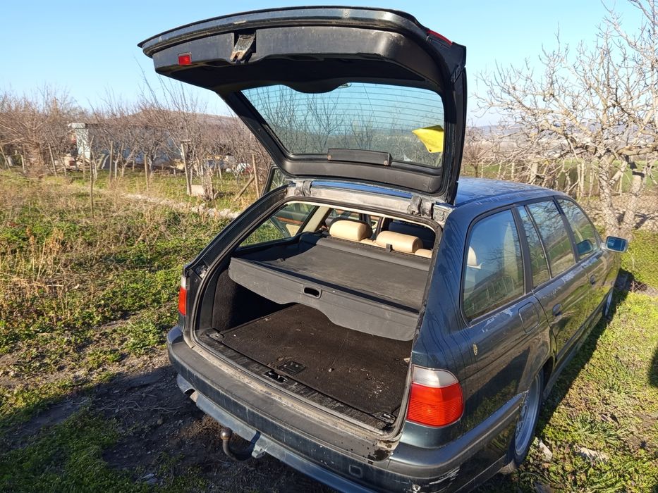 BMW 525 TDS 1998г-начасти