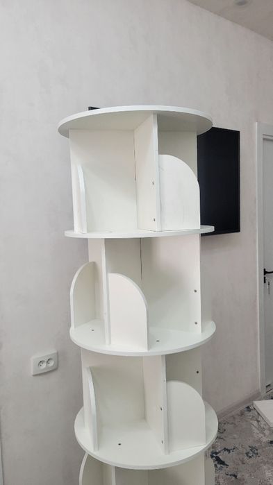 книжная полка на 360 градусов!