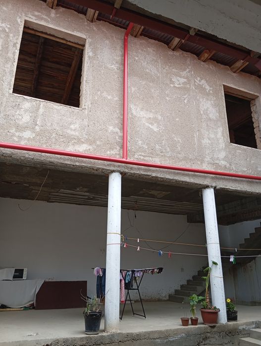 Продаётся дом по ул Попова пр 1 дом6.