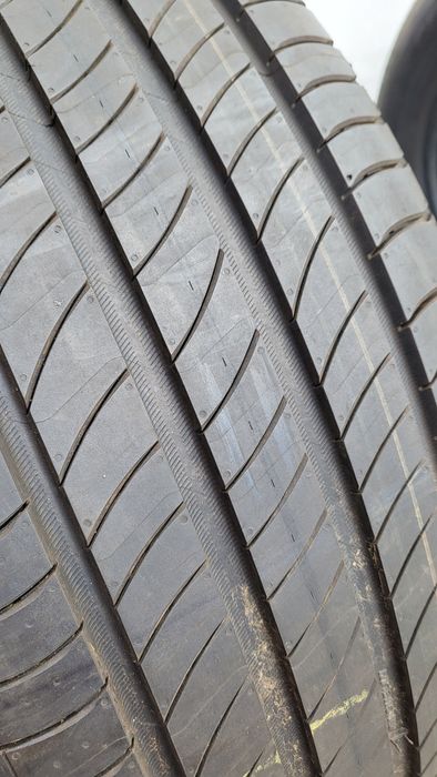 Anvelope turism vara noi Michelin 235 50 19, dot 2022