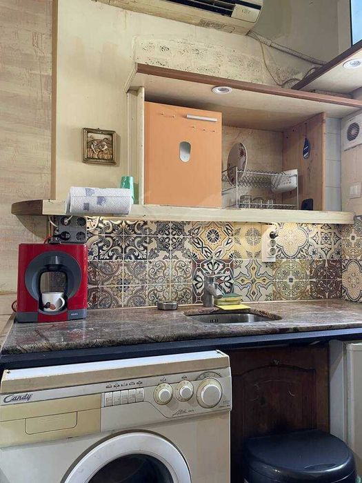 Дава се под наем Едностаен апартамент в Бургас, Център - 20 кв.м за 298.86 € - Снимка #3