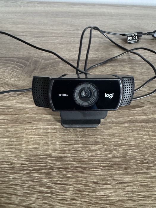 Logitech C922 Pro HD Stream Webcam - Full HD