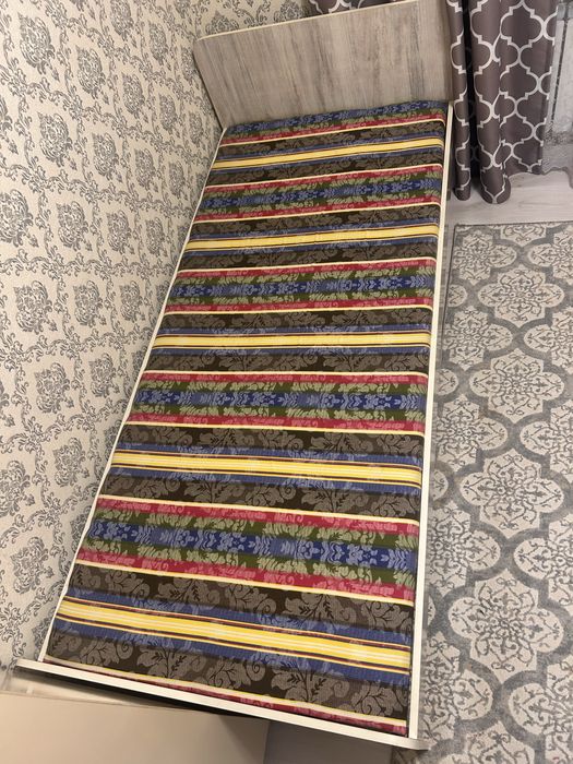 Продаеться кровать в отличном срстоянии