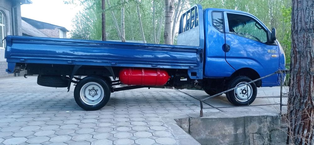 Фотон форланд сотилади бензин/газ