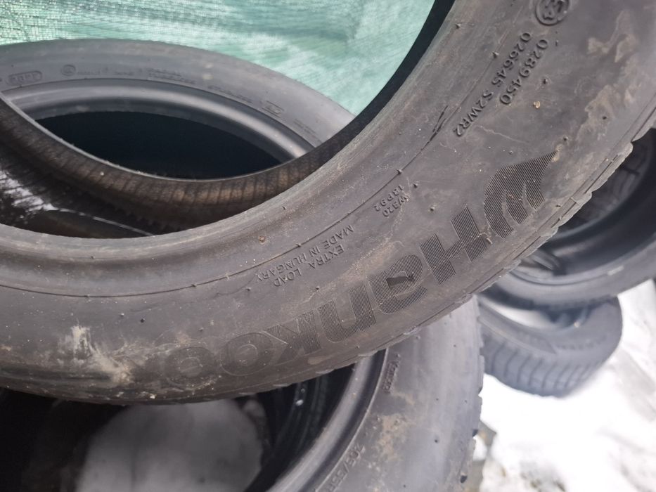 Vand 1 sau 2 sau 4 anvelope 225 55 17 de iarna