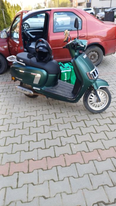 Scutere fara permis (La Ramanere sau Chirie)