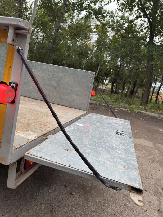 Продам прицеп легковой