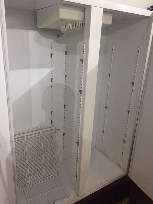 Холодильник шкаф