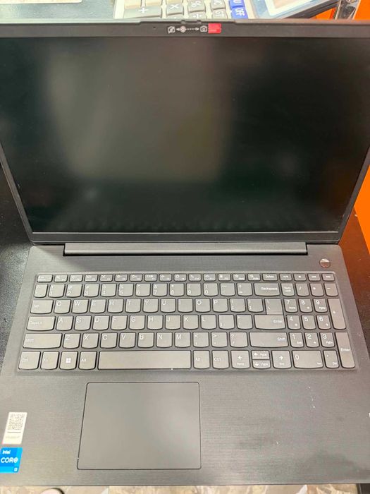 Hope Amanet P5-Laptop Lenovo V15 G4 , 15.6"(INCH) i3-1315U/8 RAM DDR 4 / 256 SSD