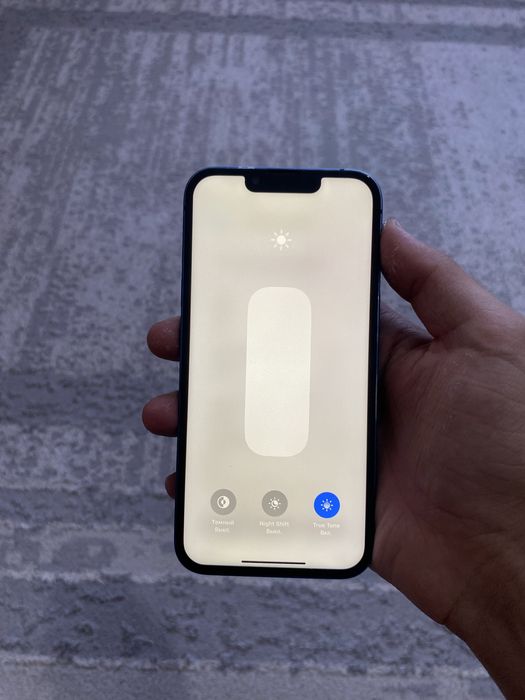 iPhone 13 128gb в отличном состояние